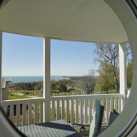 Mit Meerblick Und Balkon, Gratis Nutzung Vom Ahoi Erlebnisbad Und Sauna In Sellin - Meeresblick Fewo 25 Гьорен Екстериор снимка