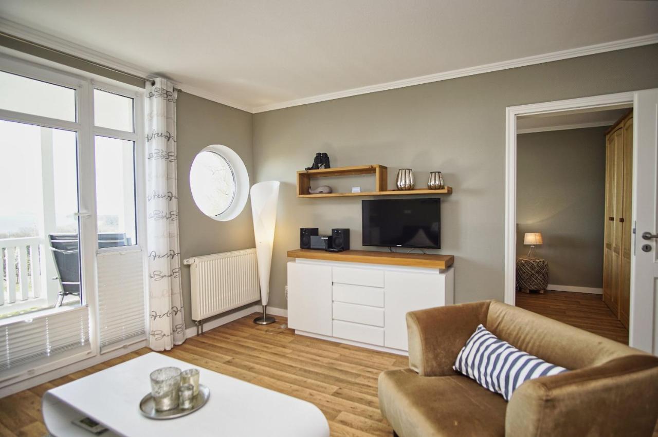 Mit Meerblick Und Balkon, Gratis Nutzung Vom Ahoi Erlebnisbad Und Sauna In Sellin - Meeresblick Fewo 25 Гьорен Екстериор снимка